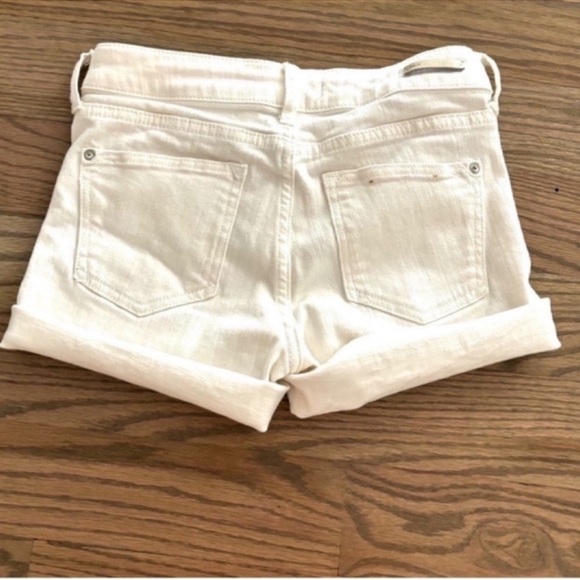 ANTHROPOLOGIE Pilcro and the
Letterpress White Boyfriend Jean Shorts 25 0 - Picture 10 of 11